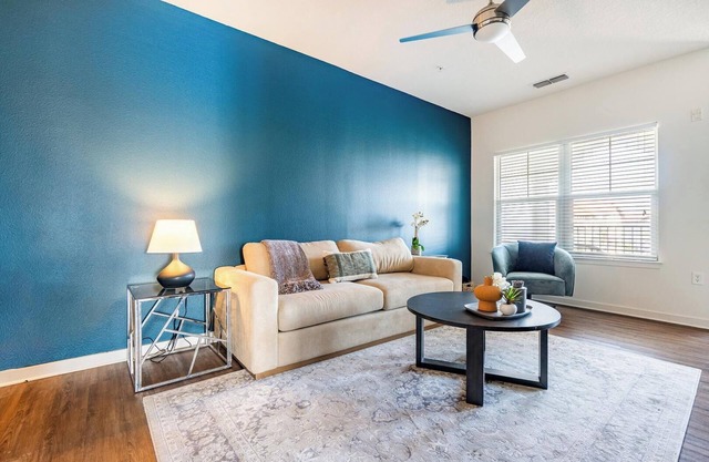 Landing | Spectacular 2BD, Pool, Courtyard