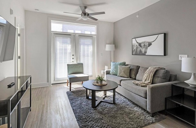 Landing | Spectacular 2BD, Courtyard, Gym