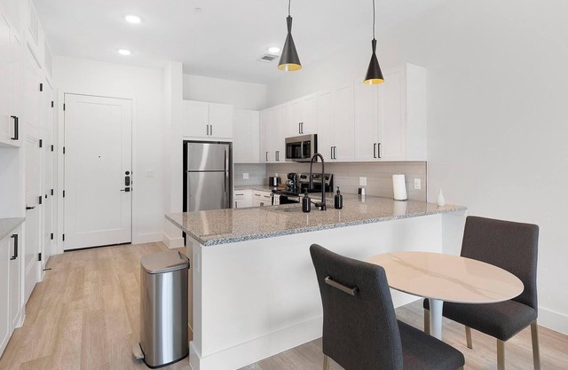 Landing | Stylish 1BD, Gym