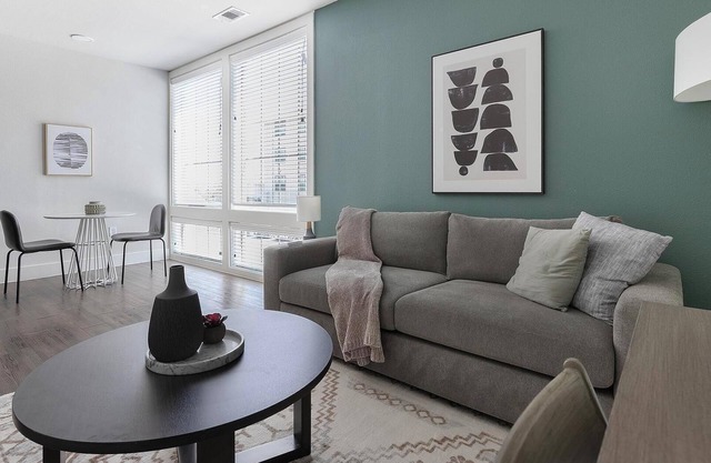 Landing | Stylish 1BD, Gym, Clubhouse