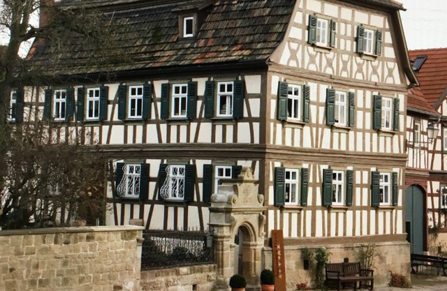 Landvilla mit Romantischem Garten