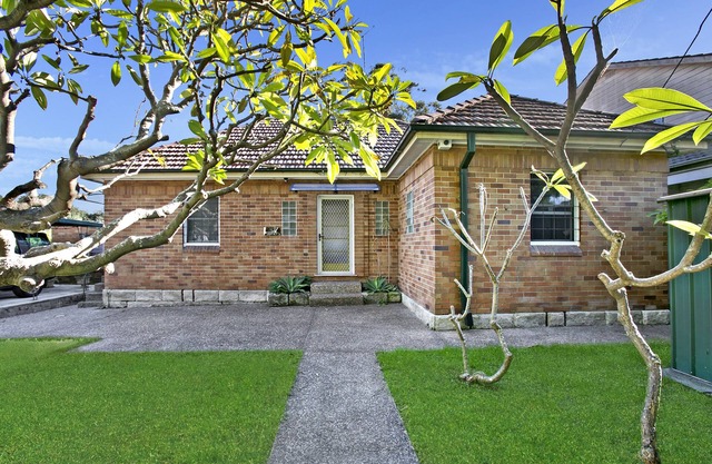 Lane Cove River Waterfront Home