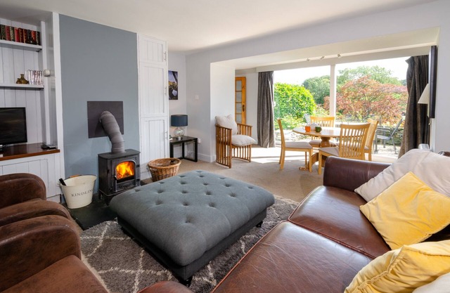Langdale Retreat - Two Bedroom Apartment, Sleeps 4