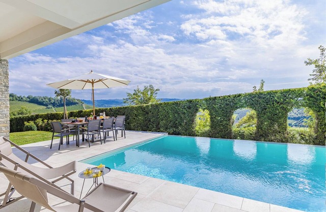 Langhe Dream House - Four Bedroom Villa, Sleeps 8