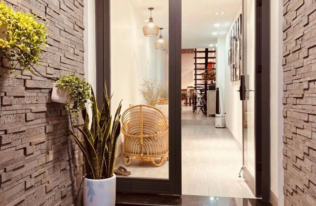 Lanha Hotel-Homestay