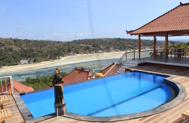 Lanussa Hill Villa. Top Hill Villa with Sea Views