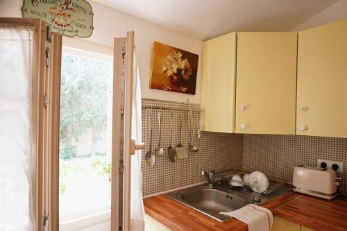 LaPetite Maison Abigail, Peaceful home in Avignon