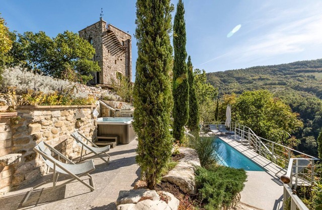 Lapis Turris - Four Bedroom Villa, Sleeps 9