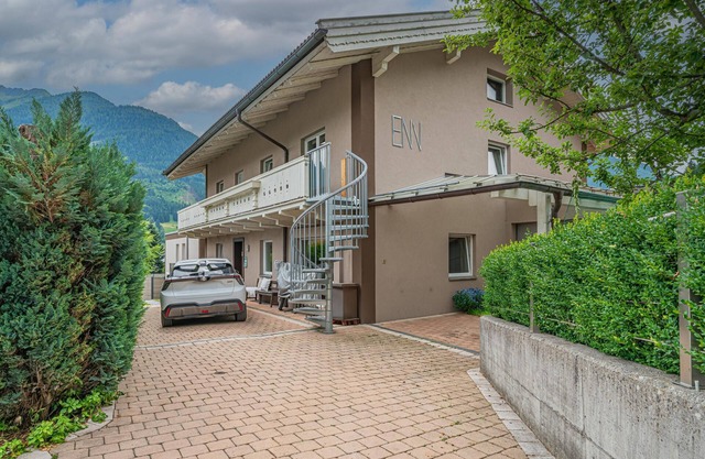 Large, cosy holiday flat with terrace