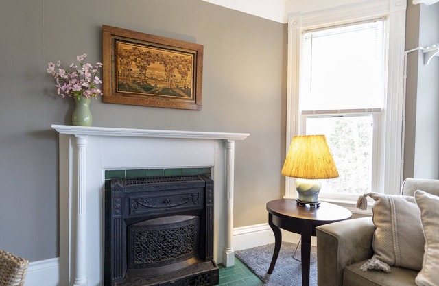 Large 2 Bedroom 2 Bath Apartment in Historic Manson House