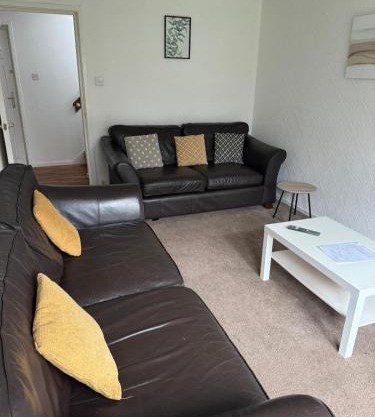 Large 2 bedroom house
