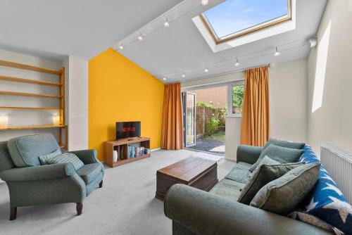 Large 4-bed House in Cambridge - Garden