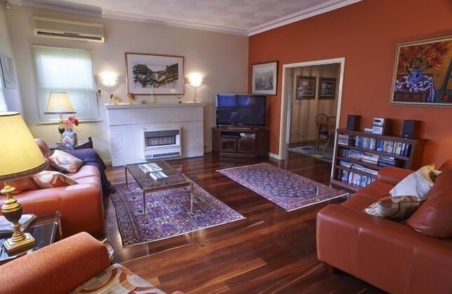 Large 4 bedroom house perfect for larger groups of family and friends.