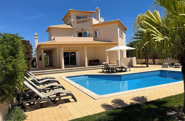 Large 4 Bedroom Villa with BBQ Terrace, WIFI, Air Con, and Private Pool
