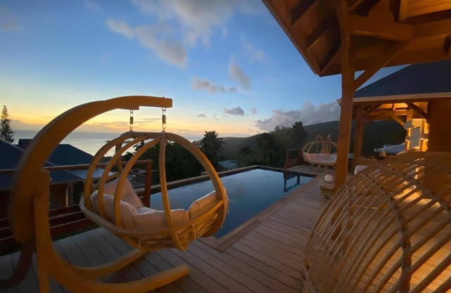 Large 4* luxury villa facing îlet Pigeon & its turtles(12 pers/max 18 pers)