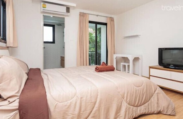 Large and cozy Studio 26