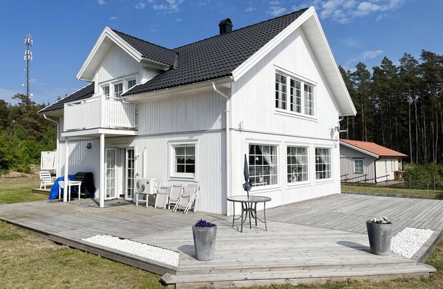 Large and spacious villa in Revsudden, north of Kalmar | SE05075