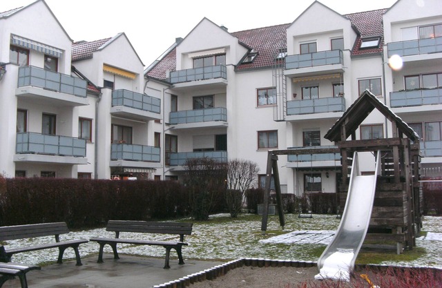 Large apartment in Koenigsbrunn on the city limits of Augsburg 4 rooms/100 sqm.