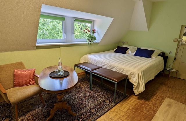 Large apartment with loggia and garden in Cottbus (directly at the hospital)