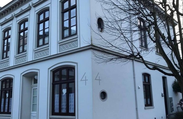 Large apartment with terrace on the Weser in Brake