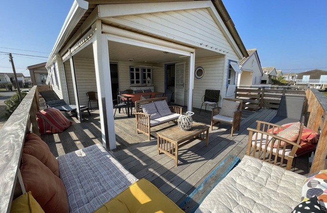 Large authentic chalet, close to the sea, sleeps 10