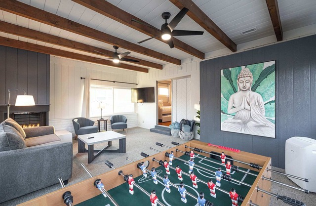 Large Backyard w/Firepit and Grill | Pet Friendly