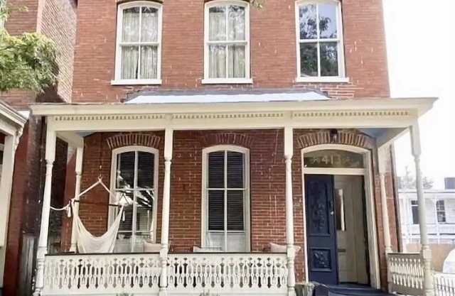 Large City Center House - 7 BEDS/2 BA w/parking