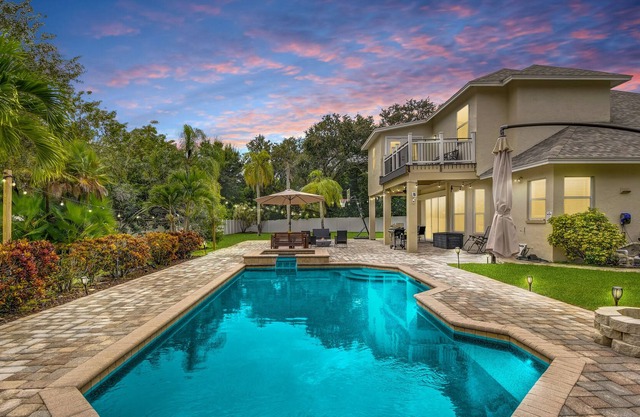 Large Clearwater Family sleeps 10+