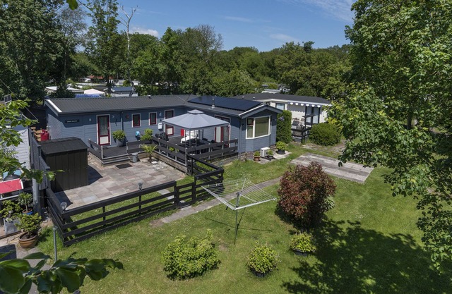 Large corner chalet with air conditioning luxury kitchen and lots of privacy