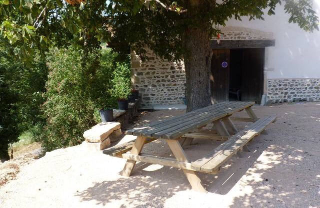 Large cottage of charm and character for 15 people