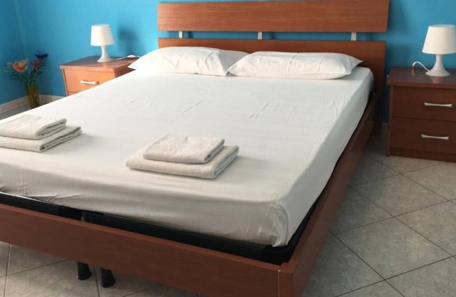 Large double bedroom