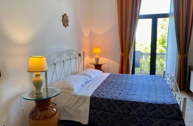 Large Double Room - Sulitania