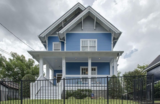 Large Downtown House with Hot Tub & Entertaining Decks
