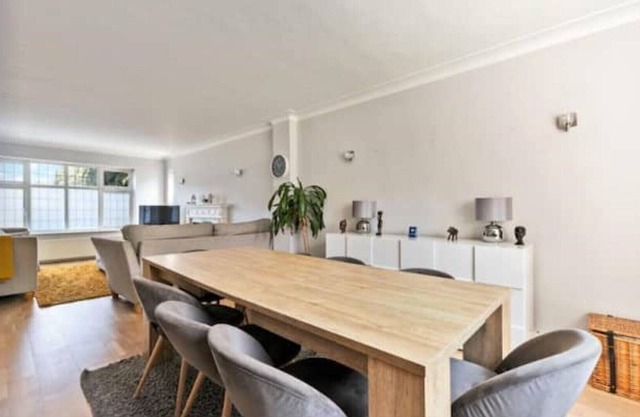 Large Family Home near Richmond Park