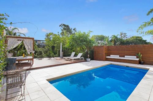 Large Family Home with Pool & Spa