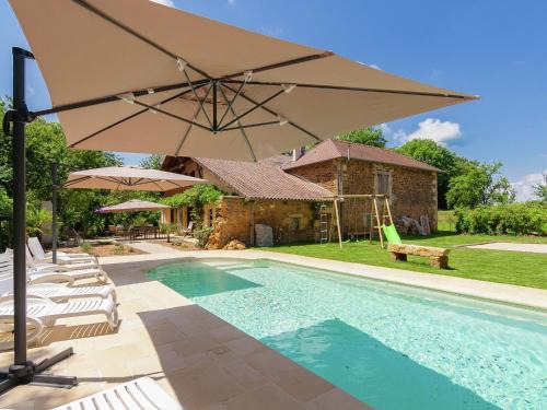 Large farmhouse with private garden