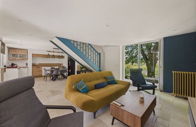 Large garden and terrace for 7 people