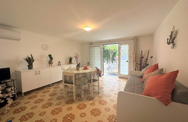 Large ground floor apartment