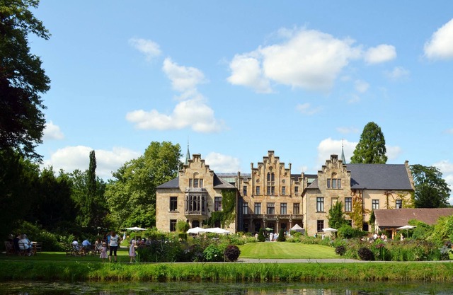 Large historic apartment in the castle