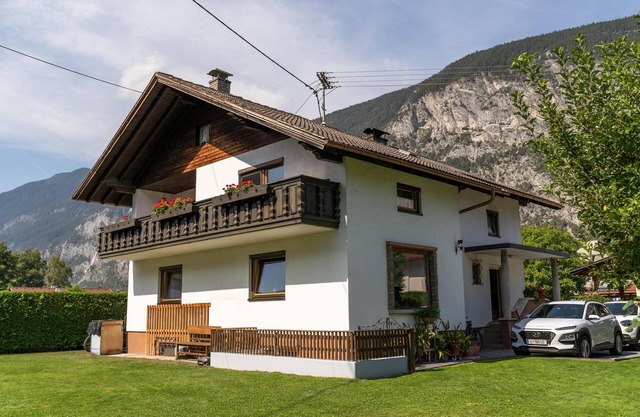 Large holiday apartment with pool in Silz