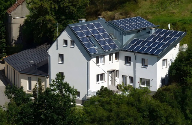Large Holiday Home 'Engelsdorf' with Private Terrace and Wi-Fi