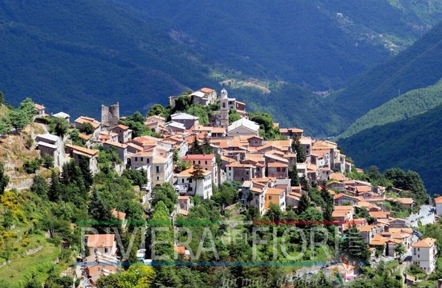 Large Home In Stunning Historical Mountain Village