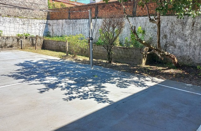 Large house in the center of Guaratuba/Pr, near the central beach, with 6 bedrooms.