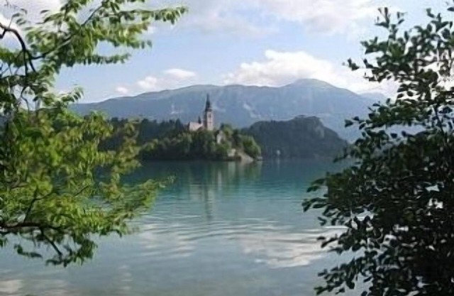 Large House In The Center Of Bled Close To The Castle, Lake, Bars Restaurants