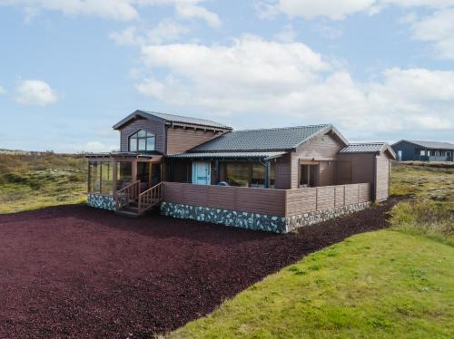 Large luxury Cabin On The Golden Circle Next To Kerið The Crater.