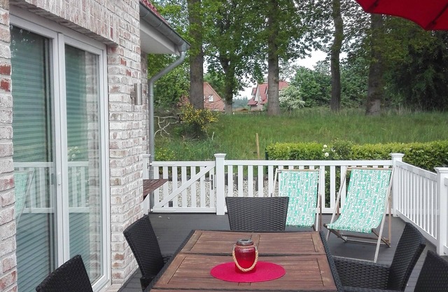 Large luxury vacation home on the Tannenhausen bathing lake with private beach