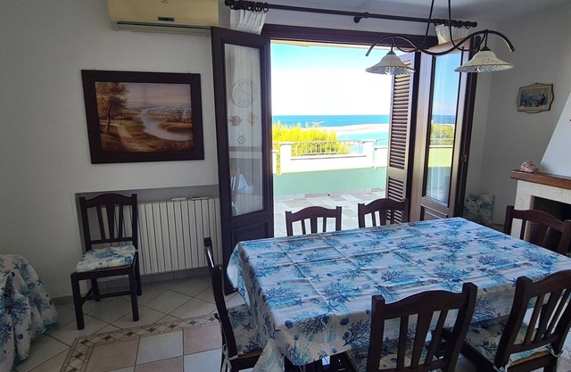 Large mansion with sea view terrace
