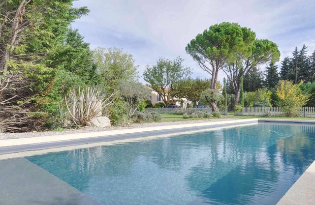 Large MAS PROVENCAL completely renovated