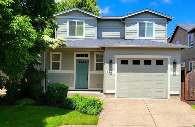 Large, modern, centrally-located and pet friendly home