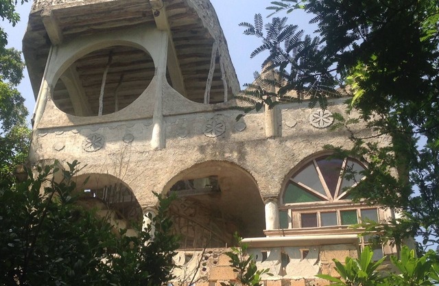Large, private, modern stone house in small Mayan Village.Close to Valladolid.